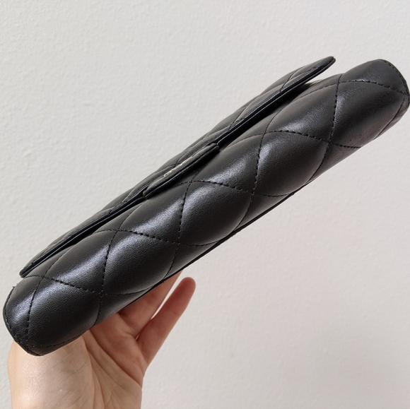 Chanel Diamond Stitch CC flap wallet - Picture 6 of 15